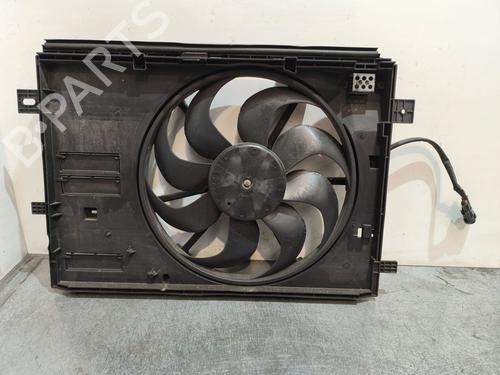 Used Radiator fan Radiator fan PEUGEOT 3008 II SUV (MC_, MR_, MJ_, M4_) 2.0 BlueHDi 180 (181 hp) 34718817 34718817