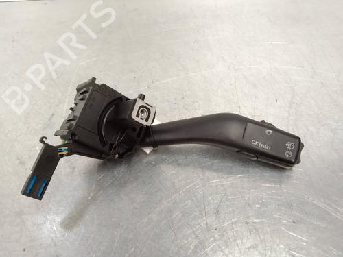 Used Steering column stalk SEAT LEON (1P1) 1.9 TDI (105 hp) 2255596