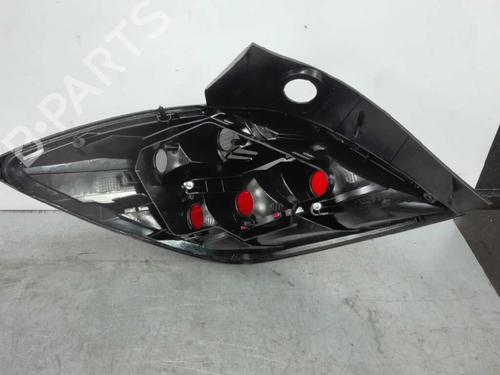 Right taillight OPEL ASTRA H (A04) 1.7 CDTI (L48) | BP6064714C35 