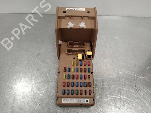 Used Fuse box SUBARU FORESTER (SG_) 2.0 AWD (SG5) (125 hp) 2252300