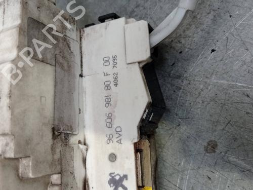 Front right lock PEUGEOT 407 (6D_) 2.0 HDi 135 (6DRHRH, 6DRHRE, 6DRHRG, 6DRHRJ) | BP29204575C97 