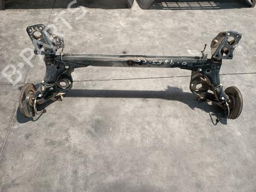 Essieu arrière VW GOLF IV (1J1) 1.9 TDI (110 hp) 32303376