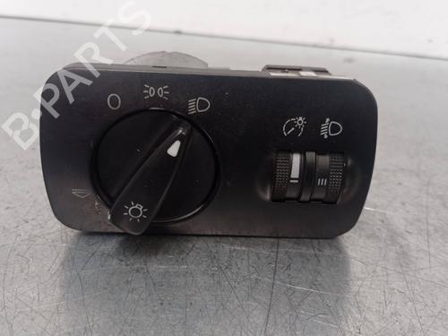 Licht Schakelaar SEAT IBIZA II (6K1) 1.4 i (60 hp) 13534660