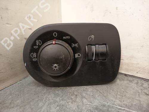 Interruttore luci Interruttore luci SEAT LEON (1P1) 2.0 TDI (170 hp) 37424915 37424915