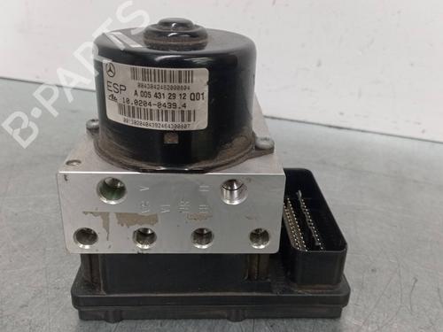 Used ABS pump MERCEDES-BENZ C-CLASS (W203) C 180 Kompressor (203.046) (143 hp) 12423933
