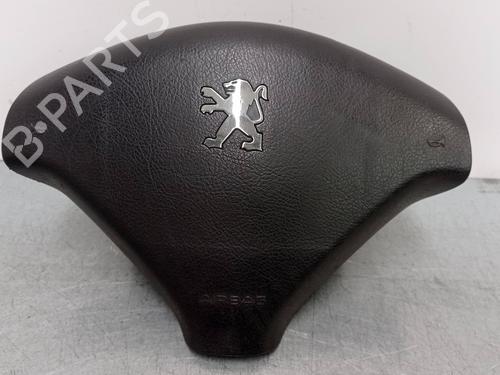 Used Driver airbag PEUGEOT 307 (3A/C) 1.4 HDi (68 hp) 17228019