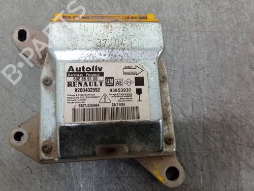 Used ECU airbags OPEL VIVARO A Van (X83) [2001-2015]  29641235