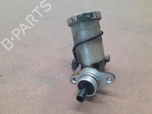 Used Brake master cylinder SUZUKI GRAND VITARA I (FT, HT) 2.0 HDI 110 16V 4x4 (SQ420D, TD83V) (109 hp) 2286132