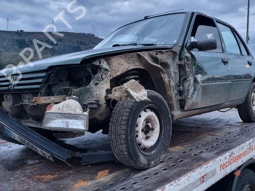 Headlight switch PEUGEOT 205 I (741A/C) 1.7 Diesel | BP32018393I24