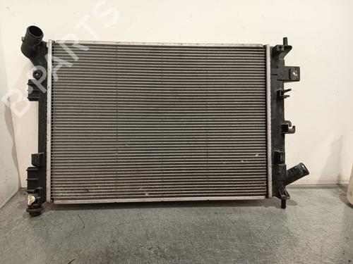 Used Water radiator Water radiator 37015614 37015614