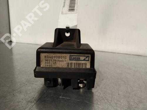 Used Electronic module Electronic module CITROËN SAXO (S0, S1) 1.5 D (57 hp) 10275214 10275214