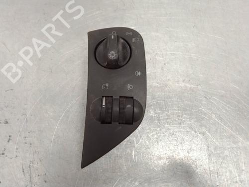 Used Headlight switch SEAT IBIZA II (6K1) 1.9 D (64 hp) 2286172