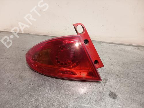 Farolim esquerdo SEAT LEON (1P1) 2.0 TDI (140 hp) 32518136