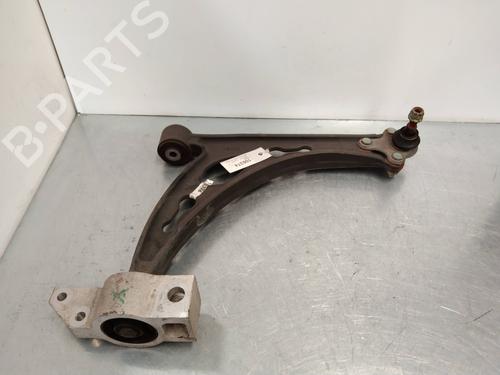 Used Right front suspension arm SKODA OCTAVIA II (1Z3) 2.0 TDI (140 hp) 13525079