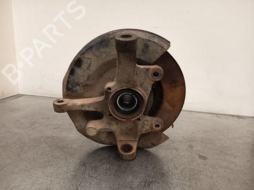 Used Right front steering knuckle MITSUBISHI GALLOPER (JK-01) [1998-2003]  32140107