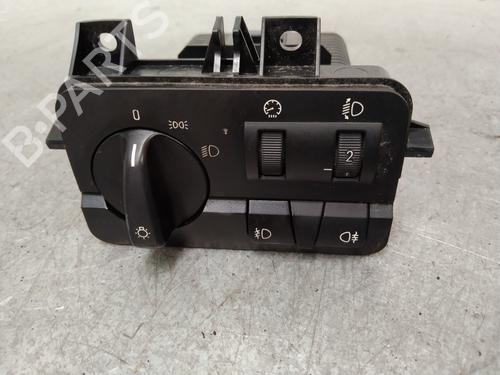Used Headlight switch BMW 3 (E46) 320 d (136 hp) 26735012
