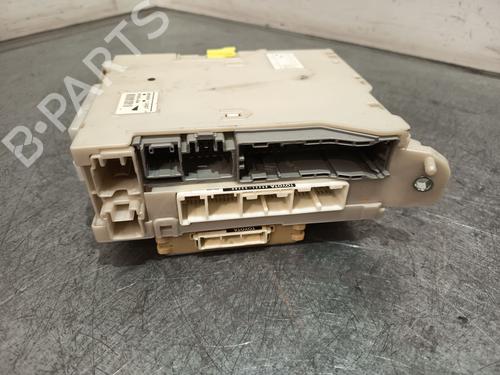 Used Fuse box Fuse box LEXUS IS II (_E2_) [2005-2013] 32700418 32700418