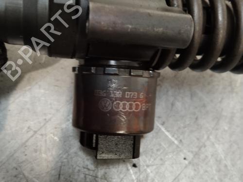 Injector SEAT LEON (1P1)  | BP24955850M100