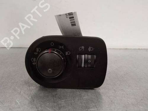 Used Headlight switch SEAT LEON (1P1) 1.9 TDI (105 hp) 4658886