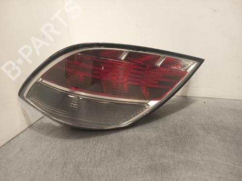 Used Right taillight OPEL ASTRA H (A04) [2004-2014]  27997608