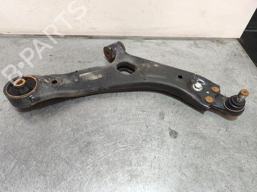 Used Right front suspension arm HYUNDAI ix35 (LM, EL, ELH) [2009-2016]  32987032