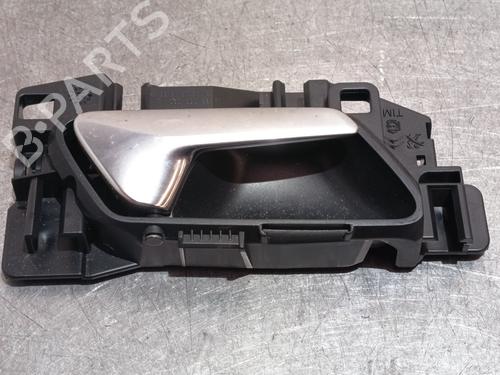 Used Front right interior door handle PEUGEOT 308 II (LB_, LP_, LW_, LH_, L3_) [2013-2021]  32110020