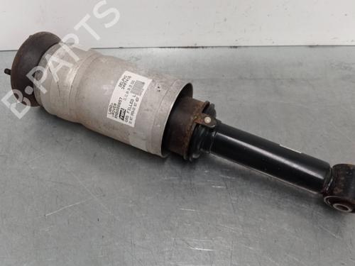 Used Right front shock absorber LAND ROVER DISCOVERY III (L319) 2.7 TD 4x4 (190 hp) 12424193