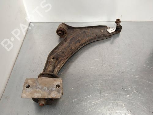 Used Right front suspension arm LAND ROVER FREELANDER I (L314) [1998-2006]  14218948