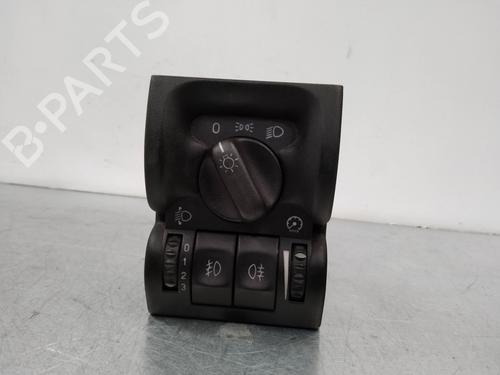 Used Headlight switch OPEL VECTRA B (J96) 2.2 DTI 16V (F19) (125 hp) 2322197