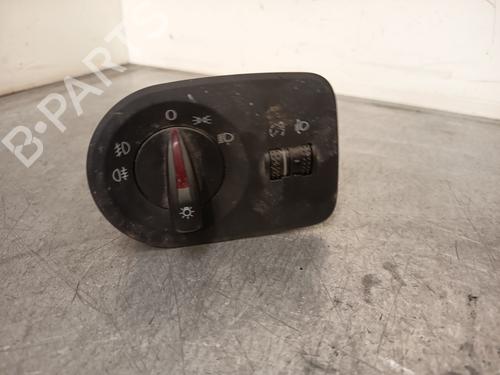 Used Headlight switch SEAT IBIZA IV (6J5, 6P1) [2008-2017]  29157348