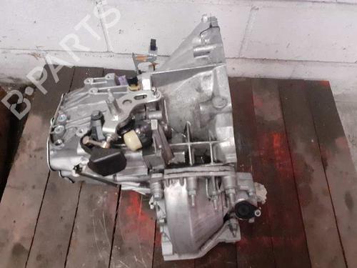 Used Gearbox PEUGEOT 407 (6D_) 2.0 (6DRFNB, 6DRFNE) (136 hp) 4634475