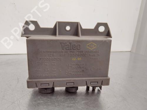 Elektronische module RENAULT 19 I (B/C53_) [1988-1994]  13749578