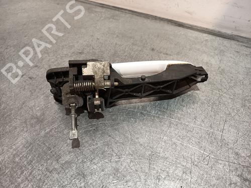 front-left-exterior-door-handle-hyundai-i30-fd-2007-2008-2009-2010-2011-2012-32317823 main image