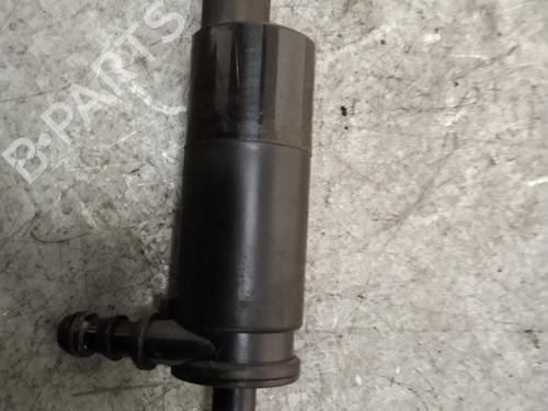 Used Washer pump BMW 1 (E87) 116 d (116 hp) 23133681
