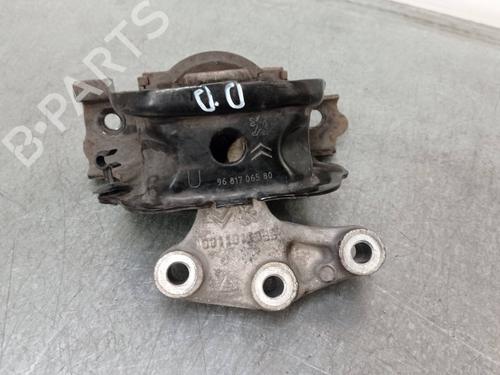 Used Engine mount PEUGEOT 208 I (CA_, CC_) 1.6 BlueHDi 100 (100 hp) 29138241