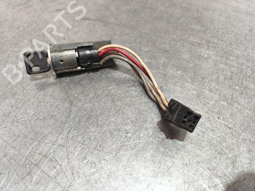 Used Ignition barrel Ignition barrel RENAULT 9 (L42_) 1.4 (L422, L42C) (60 hp) 33677206 33677206