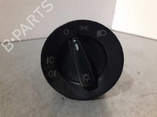 Forlygtekontakt VW GOLF IV (1J1) 1.9 TDI (110 hp) 6580396