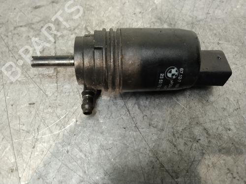 Used Washer pump BMW 3 Touring (E91) 320 d (163 hp) 20699116