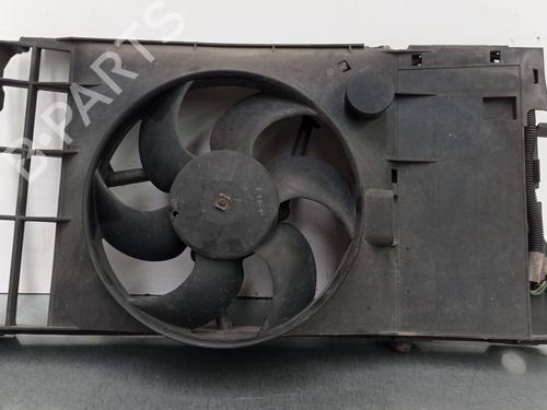 Used Radiator fan PEUGEOT 306 (7B, N3, N5) 1.4 SL (75 hp) 13418340