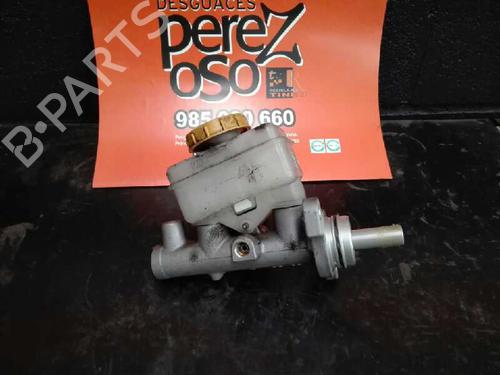 Used Brake master cylinder SUBARU FORESTER (SG_) 2.0 AWD (SG5) (125 hp) 2249423