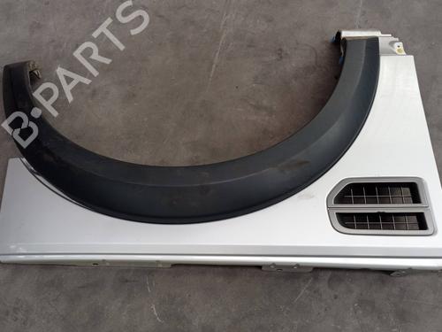 Used Right front fenders LAND ROVER DISCOVERY III (L319) 2.7 TD 4x4 (190 hp) 12424075