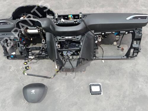 Used Airbag Kit PEUGEOT 208 I (CA_, CC_) 1.6 HDi (114 hp) 31920713