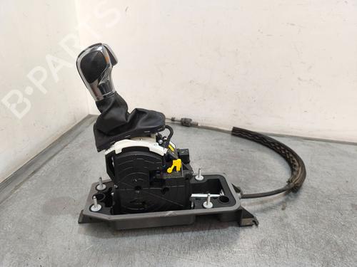 Used Gear lever Gear lever VW GOLF VI (5K1) 2.0 TDI (170 hp) 35753743 35753743