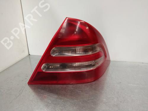 Højre baglygte MERCEDES-BENZ C-CLASS (W203) [2000-2007]  2290903