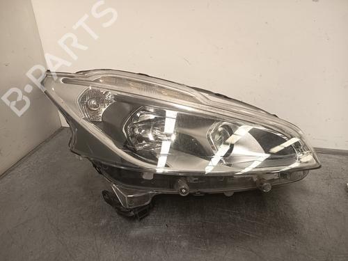 Used Right headlight PEUGEOT 208 I (CA_, CC_) 1.6 BlueHDi 100 (100 hp) 28438991