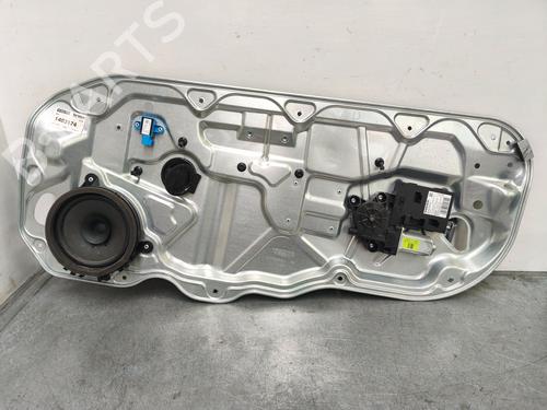 Used Front right window mechanism Front right window mechanism VOLVO C30 (533) 1.8 FlexFuel (125 hp) 33208238 33208238