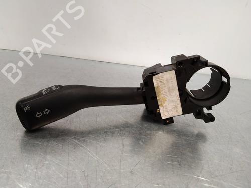 Used Headlight switch SEAT LEON (1M1) 1.6 16 V (105 hp) 2249036