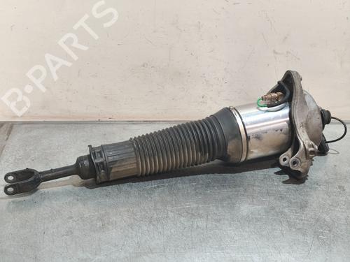 Used Right front shock absorber Right front shock absorber AUDI A8 D3 (4E2, 4E8) 4.2 quattro (335 hp) 33952538 33952538