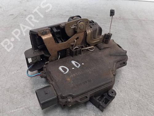 Used Front right lock VW NEW BEETLE (9C1, 1C1) 2.0 (115 hp) 9672878