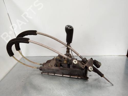 Used Gear lever VW POLO (9N_, 9A_) 1.4 TDI (75 hp) 7432057